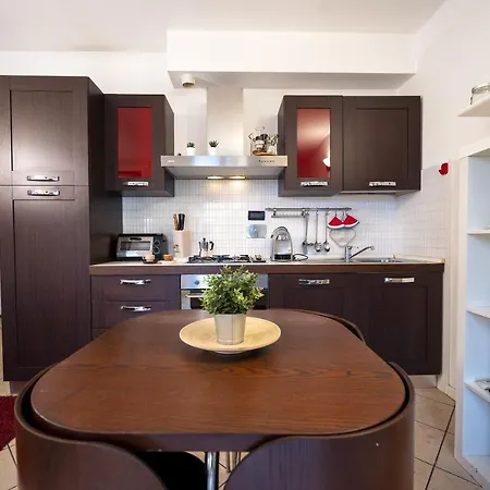 Realkasa San Felice Apartment Bologna